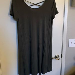 Mossimo cross back dress. Green size large.